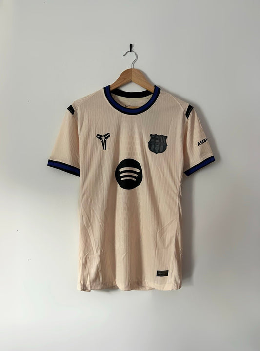 Barcelona 25-26 Away lamine yamal half sleeves kit