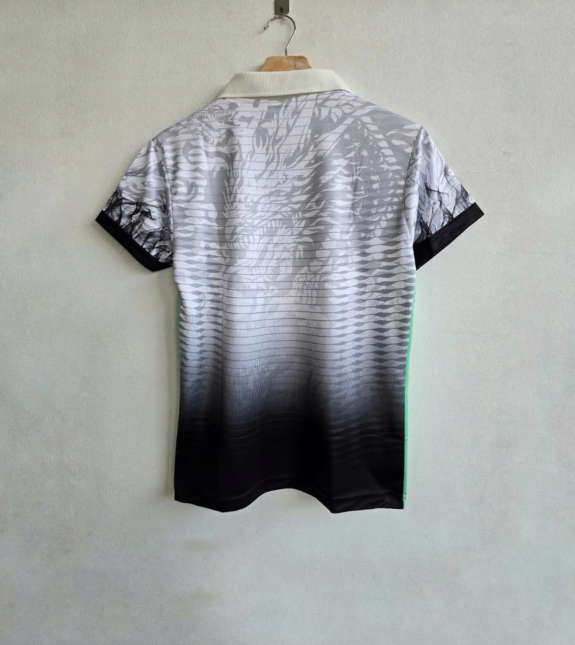 Real madrid x green dragon special edition half sleeves kit